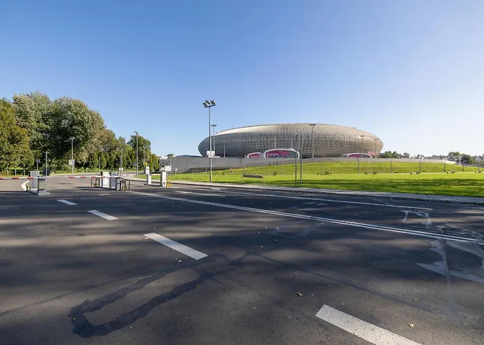 Solaris Park Apartment Tauron Arena By Renters Prestige