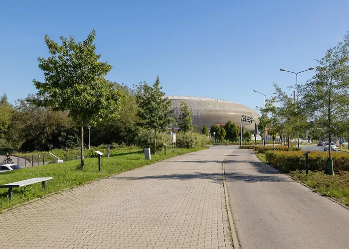 Solaris Park Apartment Tauron Arena By Renters Prestige